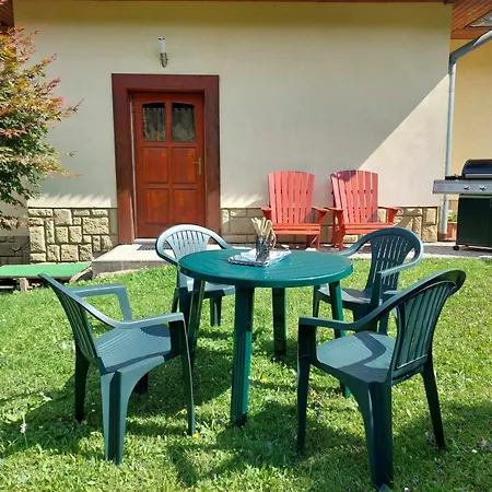 Zeleny Privatunterkunft *
